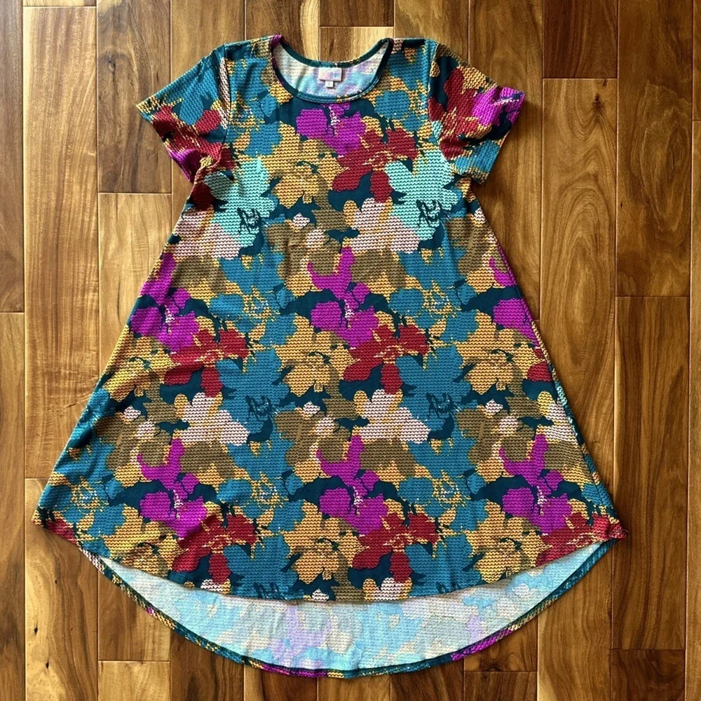 LuLaRoe Floral Carly Dress size Small